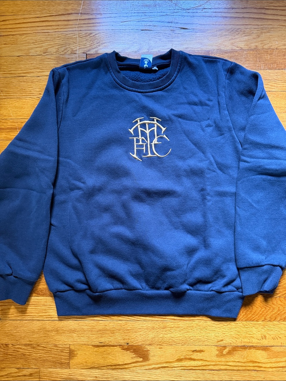 Tottenham Hotspurs sweatshirt